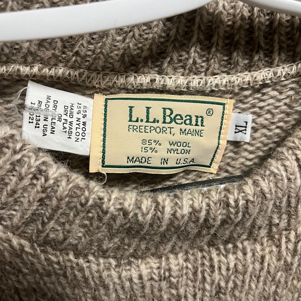 Men’s sweater